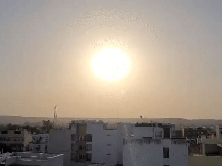 Intense heat grips in Madhya Pradesh: Heatwave alert issued for tomorrow; Bhopal, Ujjain, Gwalior cross 40°C, light rain likely on April 9-10 - Bhopal News | Bhaskar English