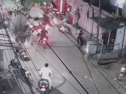 Speeding car runs over 9 people in Jaipur 2 dead, 7 injured admitted to ...