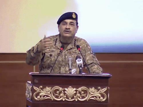 We are different from Hindus,' says Pak's army chief: Claims this  difference gave the 'Two Nation Theory' of India-Pakistan partition |  Bhaskar English