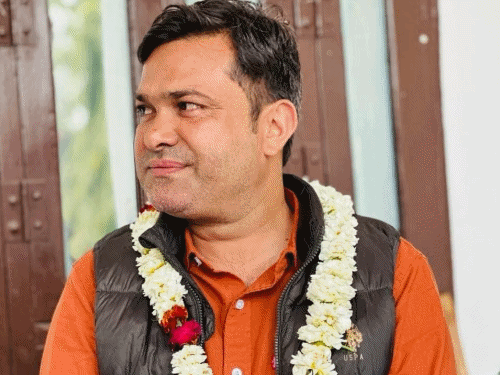 BJP MLA's son vandalizes police station in Rajasthan Threatens police ...