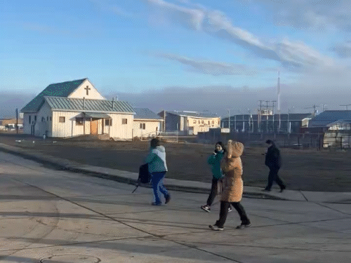 Massive 7.3 magnitude earthquake jolts Argentina: Tsunami warning issued;  epicentre located 222 km off southern coast in Drake Passage | Bhaskar  English