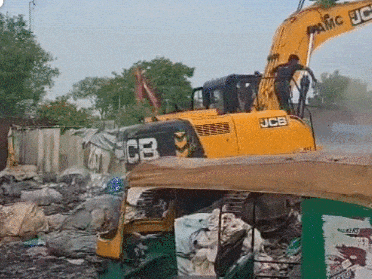 Mega demolition drive in Ahmedabad's Bapunagar: Over 450 encroachments  razed within 2 hours; debris clearing work underway ​​​
