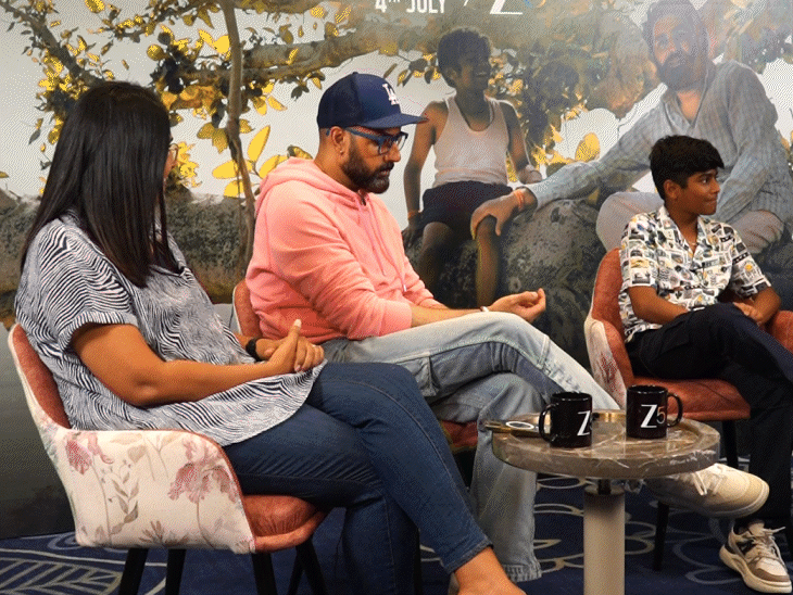 Abhishek Bachchan arrived in Bhopal on Wednesday to promote his film 'Kaalidhar Lapata'. - Bhaskar English