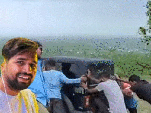 In the threatening email, Dilraj's family and his team members were also threatened with harm - Bhaskar English