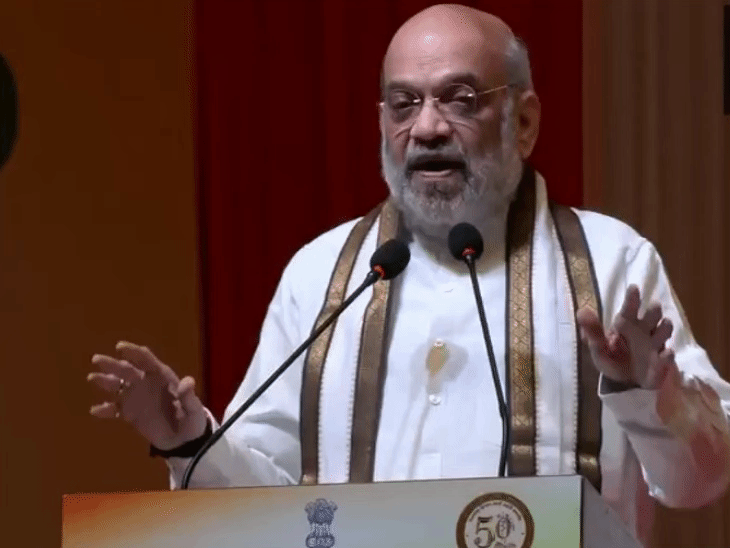Hindi friend of all, no opposition to any foreign language' Shah urges  pride in Indian languages to end mentality of slavery; had said 'Those who  speak English will soon feel ashamed' |