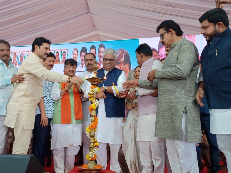 Reoti Indore marks plantation anniversary with 51,000 saplings