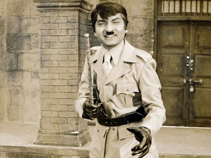 Veteran actor Asrani passes away at 84 | Bhaskar English
