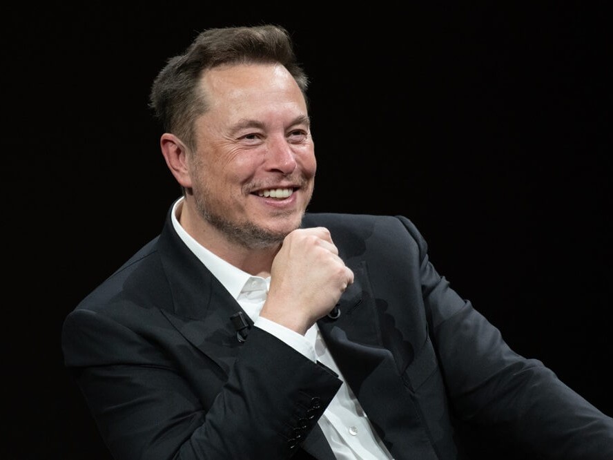 Elon Musk Net Worth Hits $750B: World's First $700B Billionaire | Bhaskar English