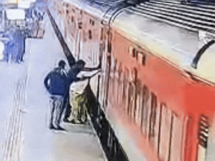 Woman falls while attempting to board train in Ujjain RPF Head ...