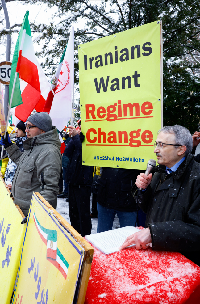Supporters of the Iranian opposition group, the National Council of Resistance of Iran, protest near Iran's embassy to demand an immediate stop to the violence against protesters in Iran and an end to detentions and repression, in Berlin, Germany, January 3, 2026. REUTERS/Axel Schmidt