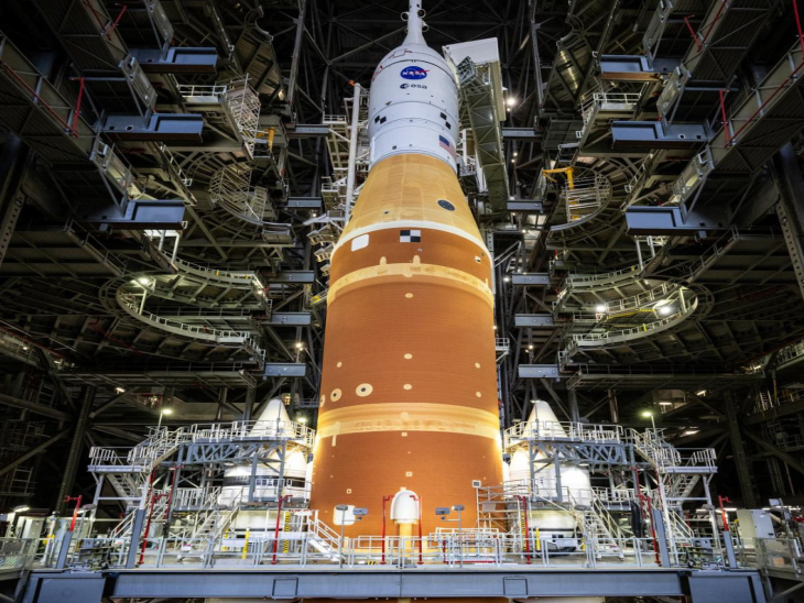 Kennedy Space Center Crewed Moon Rocket Rolls Out | NASA Artemis II