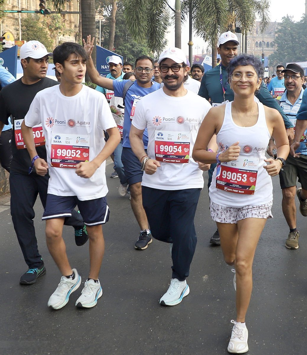 Aamir Khan Mumbai Marathon Run: Daughter Ira Inspired Him | Pollution ...