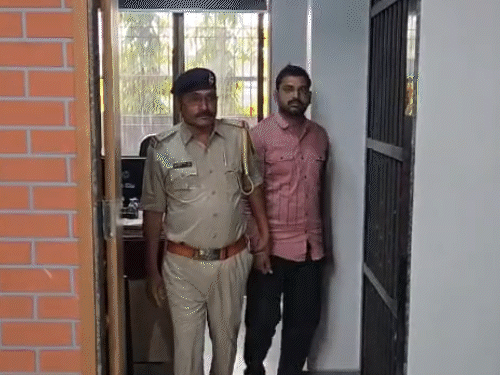 Surat Servant Gold Theft | Rs 70 Lakh Loot & Ransom Threat