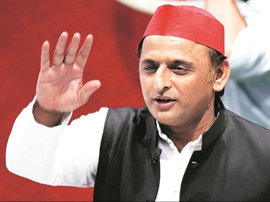 Akhilesh Yadav Targets Election Commission; Calls for BJP Flag