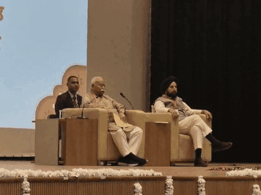 RSS chief Mohan Bhagwat answering questions at Aurobindo College.