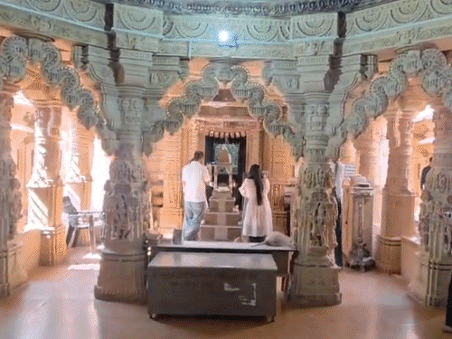 872-Year-Old Fireproof Robes Displayed | Jaisalmer Jain Event