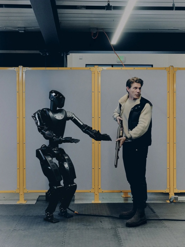 Phantom MK-1 robot and Mike LeBlanc during a robot weapon test @American company Foundation