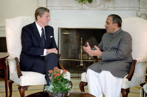 Pakistan Ron R Kissingers Secret Pakistan-China Trip | 1971 Diplomatic Maneuvers