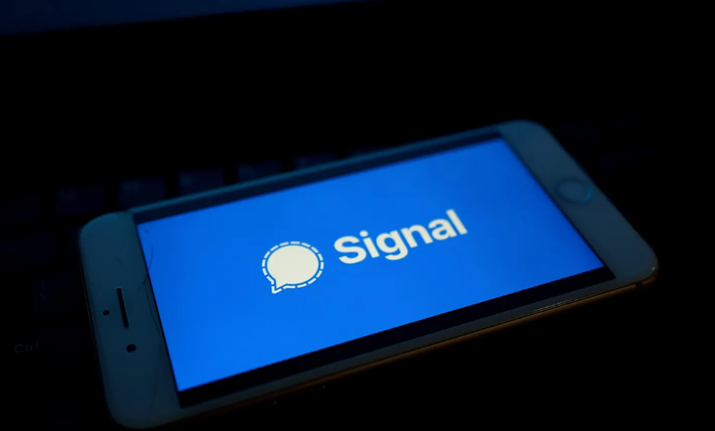 FBI Recovered Deleted Signal Messages Without Encryption | Texas Case