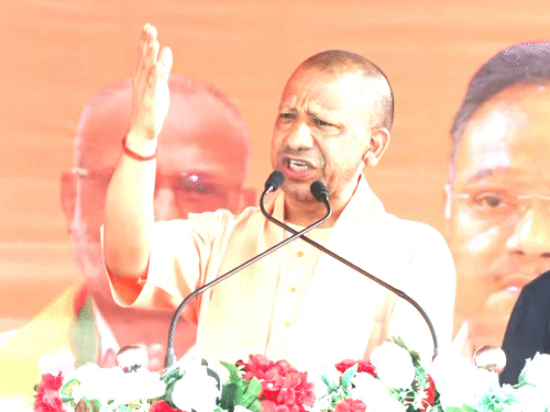 Yogi Adityanath Vows Strict Action Against Bengal Mafias | Asansol Rally