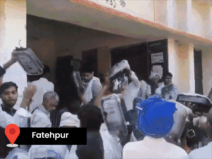 Protests were held in districts on Sunday regarding smart meters.