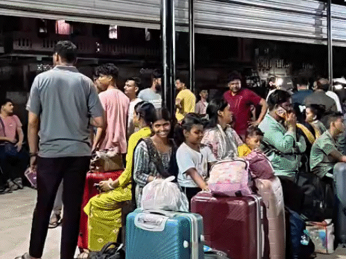 Bengali diaspora travelling to cast their votes