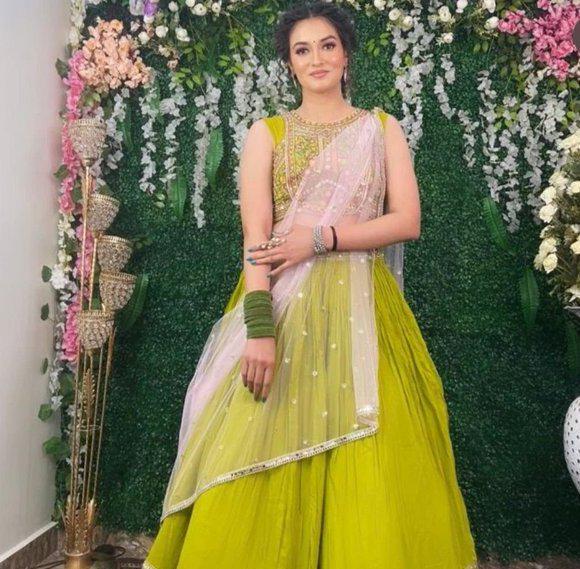 Deepika Nagar’s family says they gave a Mahindra Scorpio-N, ₹5.71 lakh in cash, 16 gold rings and gold jewellery at her wedding. They allege her in-laws later demanded a Fortuner and ₹50 lakh more, and harassed her over it.