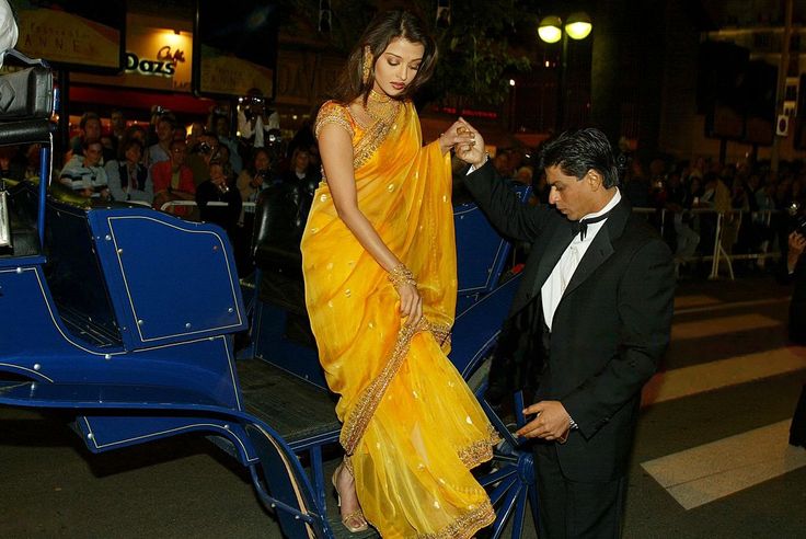 2003 में, वह कान्स फिल्म फेस्टिवल जूरी में सेवा देने वाली पहली भारतीय अभिनेत्री बनीं।