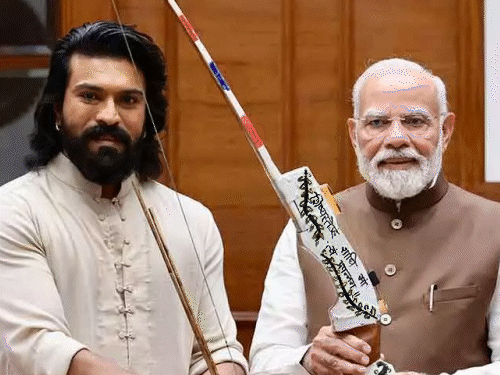 राम चरण ने 11 अक्टूबर 2025 को नई दिल्ली में प्रधानमंत्री नरेंद्र मोदी से मुलाकात की थी। - भास्कर इंग्लिश