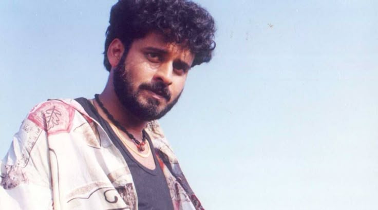 Manoj wanted to play the iconic character Langda Tyagi in the movie Omkara, but lost the role for financial reasons.