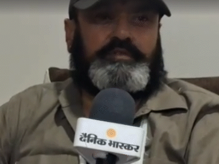 बाबा राजा का दावा है कि सास के आरोप झूठे हैं, वह मौके पर नहीं थी। - भास्कर इंग्लिश