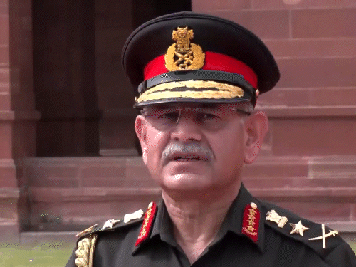 जनरल उपेन्द्र द्विवेदी मंगलवार को राष्ट्रीय युद्ध स्मारक पहुंचे। यहां उन्होंने मीडिया से बात की. - भास्कर इंग्लिश