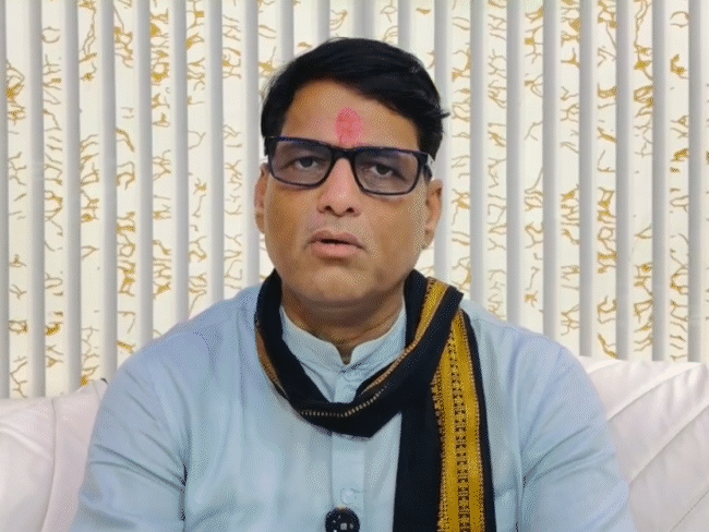 नरोत्तम मिश्रा और दामोदर यादव का चुनाव लड़ना लगभग तय है. कांग्रेस में उम्मीदवार की तलाश जारी - भास्कर इंग्लिश