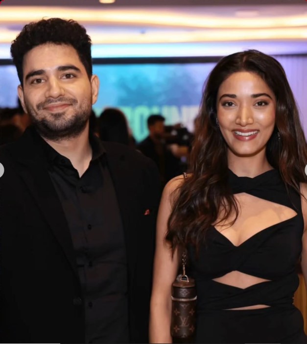 दोनों को सार्वजनिक समारोहों में एक साथ शामिल होते देखा गया है।