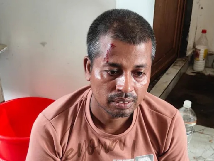 पुलिस हिरासत में आरोपी प्रबाश मंडल की फाइल फोटो।