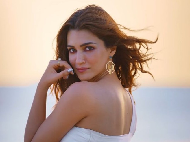 Kriti believes that if she hadn't faced so many failures and rejections in the beginning, she probably wouldn't have become so strong. - Bhaskar English