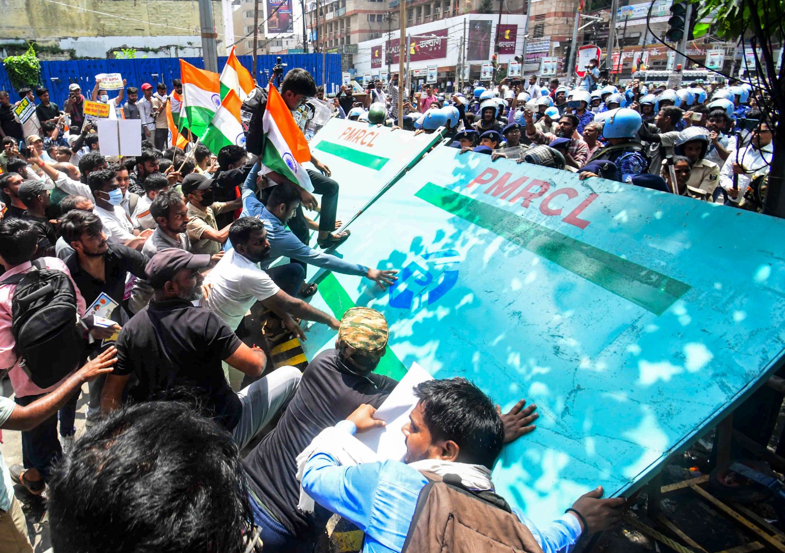 ‘Clash over careers’: Police try to evict students protesting against alleged irregularities in recruitment exams in Bihar’s Patna (Photo: PTI)