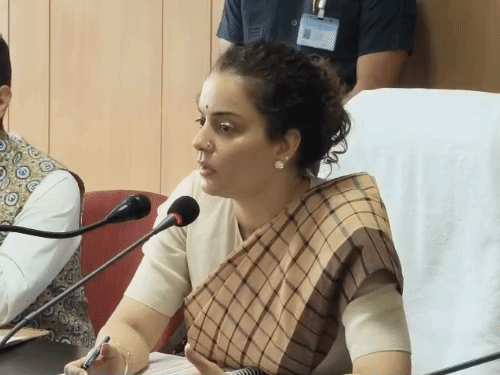 Mandi MP Kangana Ranaut conducting the District Development Coordination and Monitoring Committee (DISHA) meeting. - Bhaskar English