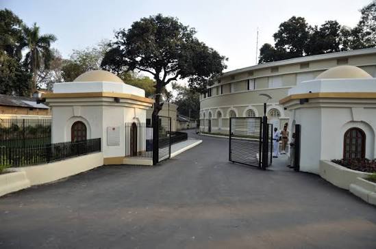 Kolkata Police Commando from Kalimpong's 7th Mile Found Dead in Barracks; Investigation Underway