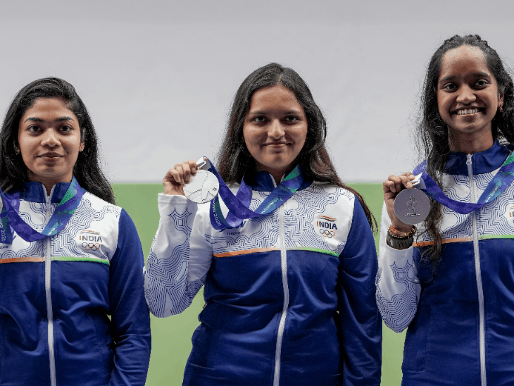 Elavenil Valarivan won 2 silver medals on Sunday, 20 September at Asian Games (Credits: Reuters)