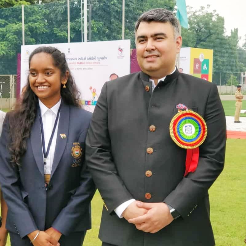 Elavenil Valarivan with Gagan Narang (Credits: Instagram/elavenil.valarivan)