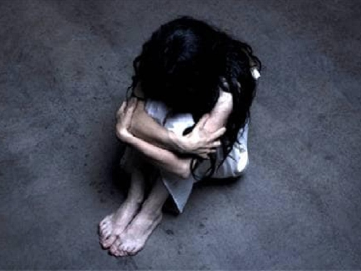 नशे की हालत में पत्नी को निर्वस्त्र कर घर से निकाला, की मारपीट|भिलाई,Bhilai - Dainik Bhaskar