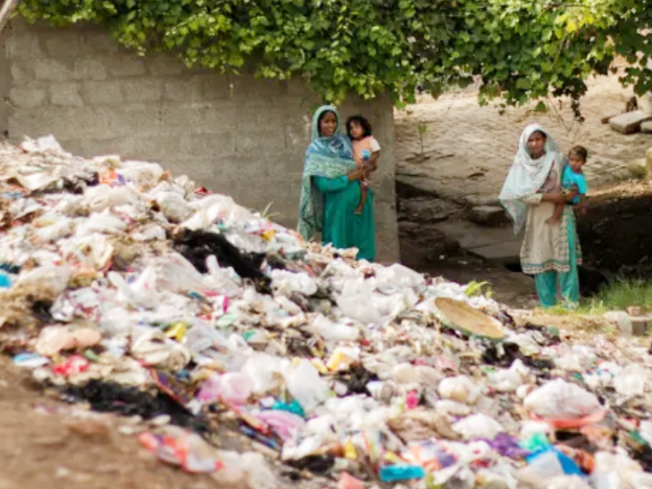 Pakistan Ban on plastic bag in Pakistan Punjab पाकिस्तान में