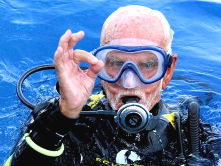 Ray Reeves Scuba World War II veteran breaks his own scuba diving record at the age of 96