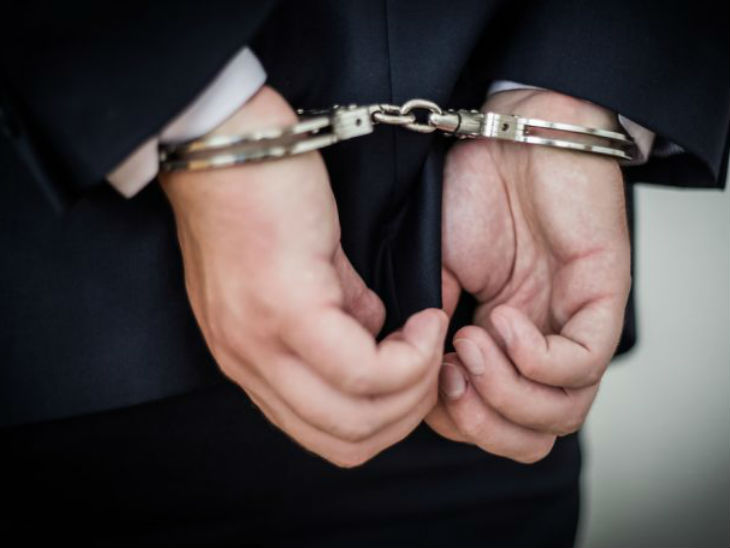 Суд деньги. Мера пресечения в виде залога. Уголовный залог. Мера пресечения в виде залога. Уголовный залог.