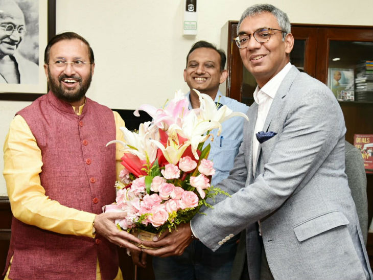 ड‍िज‍िटल न्‍यूज पब्‍ल‍िशर्स एसोस‍िएशन ने केंद्रीय मंत्री जावड़ेकर से मुलाकात की, फेक न्यूज की समस्या पर चर्चा हुई|देश,National - Dainik Bhaskar