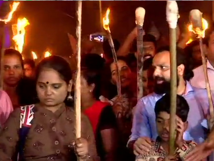 उप्र के रामपुर में प्रदर्शन में एक की मौत, कानपुर में चौकी फूंकी; बिहार में राजद के बंद के दौरान पटना-हाजीपुर में आगजनी|देश,National - Dainik Bhaskar