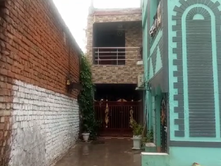 युवती की चाकू मारकर कर दी हत्या, फिर आरोपी युवक ने फांसी लगाकर दे दी जान|रायपुर,Raipur - Dainik Bhaskar