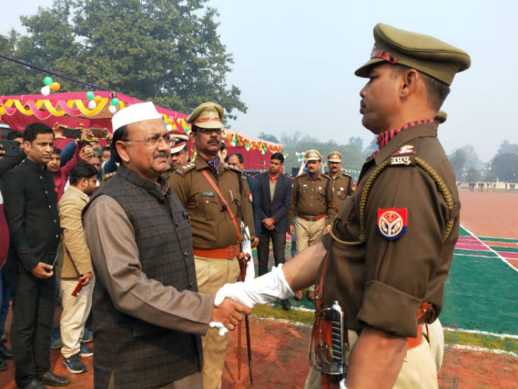 मंत्री सिद्धार्थनाथ सिंह ने कहा- देश विरोधी बयान देने वाले शरजील की असली जगह सलाखों के पीछे, कभी न मिले जमानत|गोरखपुर,Gorakhpur - Dainik Bhaskar