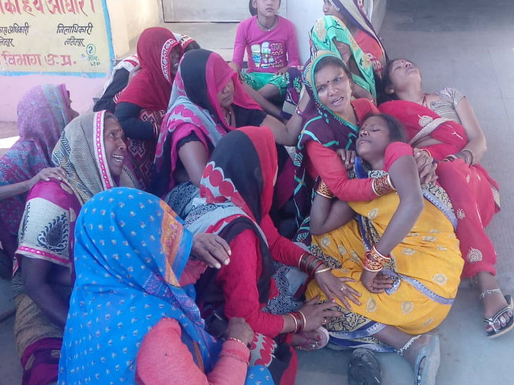 पुलिस की थर्ड डिग्री से युवक की मौत; परिजन ने अस्पताल में हंगामा किया, दरोगा निलंबित|झांसी,Jhansi - Dainik Bhaskar